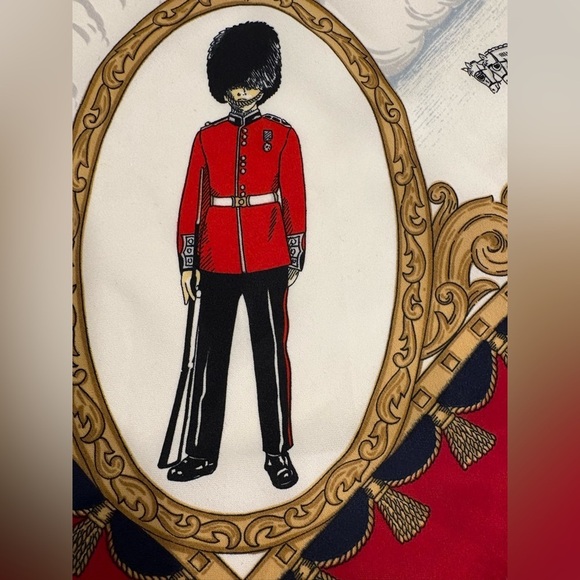 Tie Rack "Art of the Scarf" London Square Scarf - Picture 13 of 15